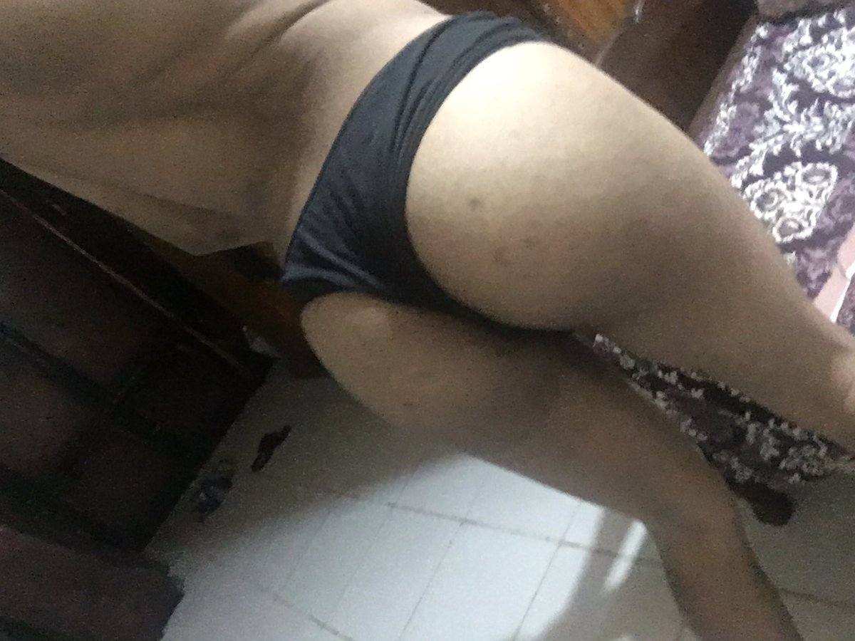 tylieslutt's tweet photo. Who want me to sit on his face 😉😉👅 kik kylver #gaykik #gayhorny #gayteen #gaytwink #gaytop #gaybottom https://t.co/VKHLzKTCkc