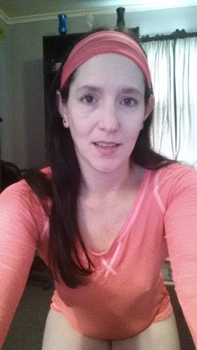 LadySublimeLinn's tweet photo. Gettin on cam now Darlings!  https://t.co/iruejK7U7F  @chaturbate #MOTIVATIONMONDAY  #MusicMonday #prettyinpink #horney 😜💋❤️💋 https://t.co/3hPmYujORe