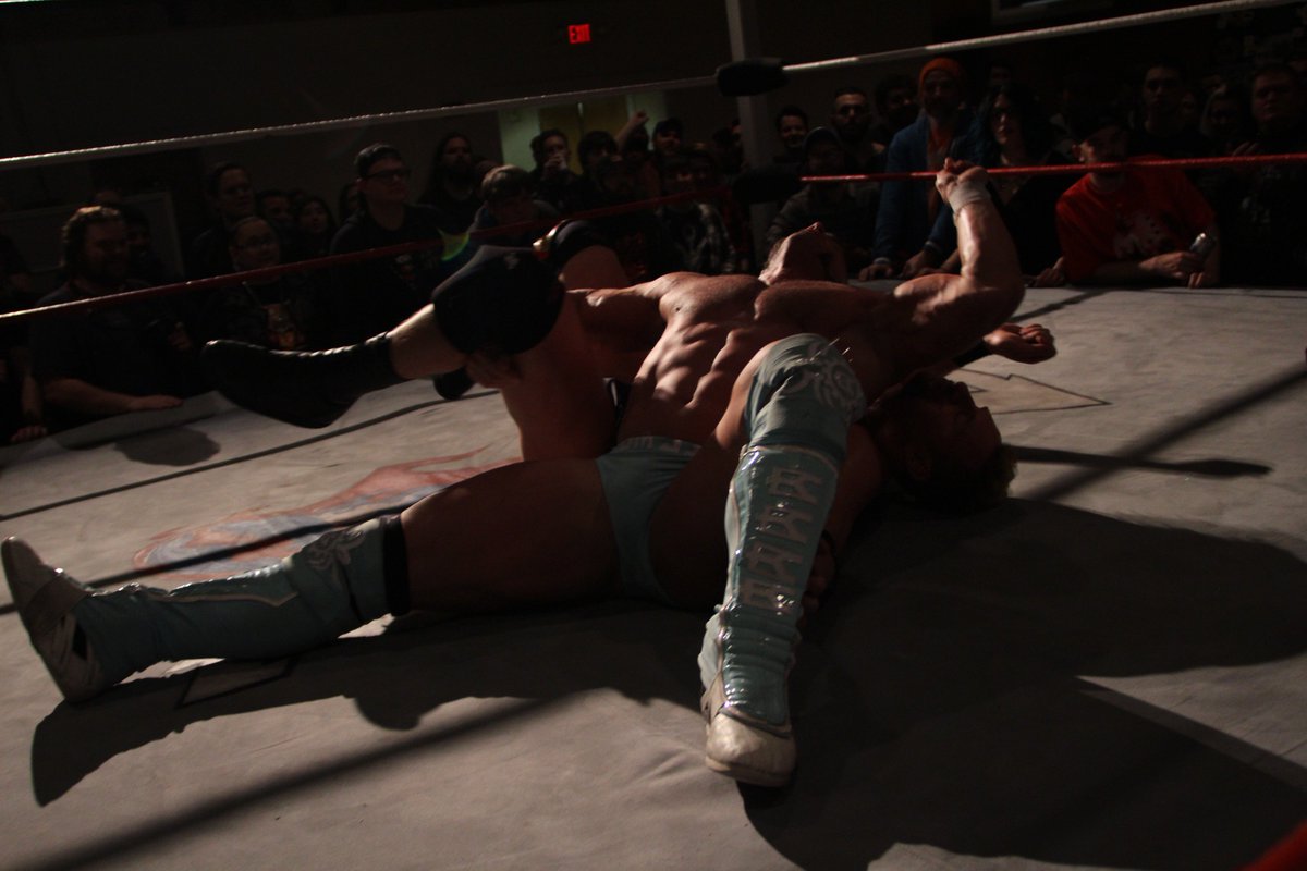 foto_otro's tweet photo. And the losing streak continues, Dijak is downed by The Machine #RobbingPeter https://t.co/qqYmHT7h7c