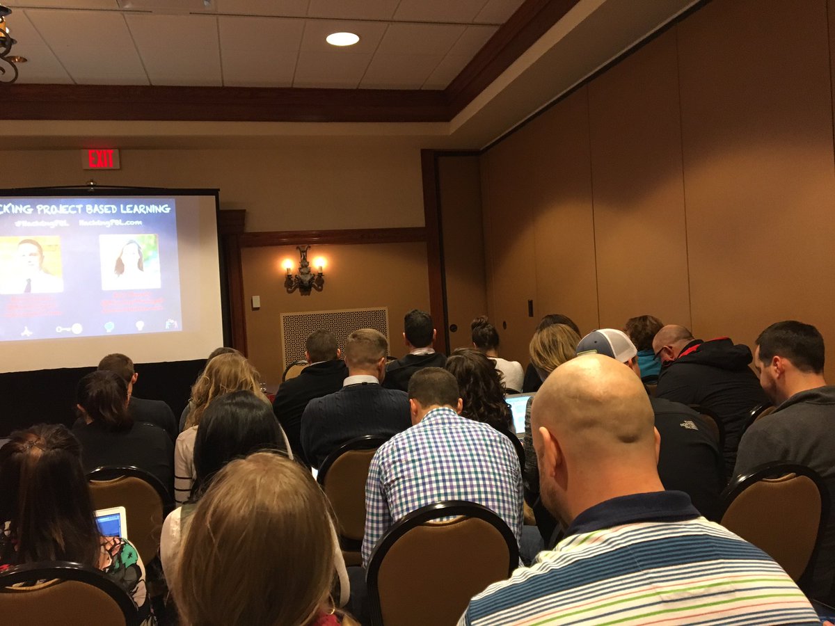 itsmeSpiri's tweet photo. Packed house for #HackingPBL w/@MurphysMusings5 @RossCoops31  #pete2017 #nostandingroom #yousnoozeyoulose https://t.co/8I3pgOCWQB