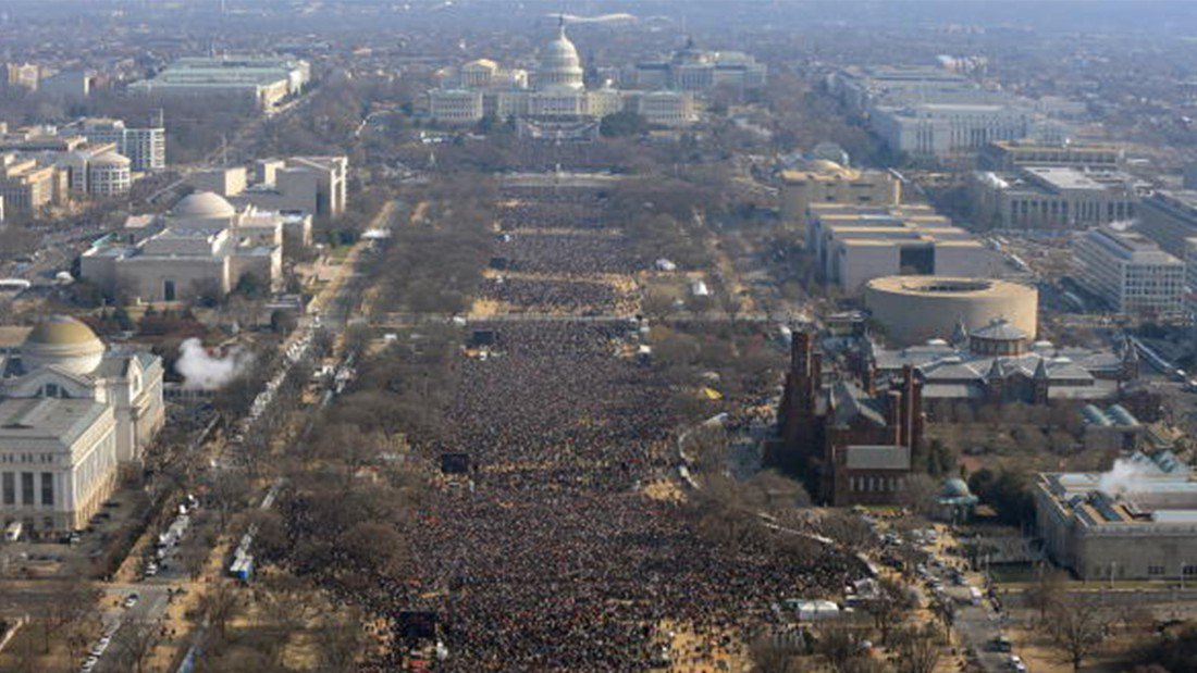 listaAesjp's tweet photo. Inauguração da presidência do Trump/Inauguração da presidência do Obama/ESJP às quartas de manhã. https://t.co/i74ZpdeHX6