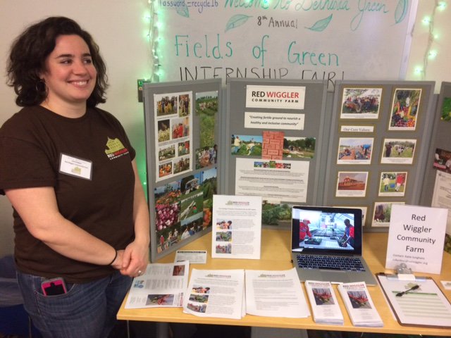 BethesdaGreen's tweet photo. #FieldsofGreen17 was a huge success. Thank you to all the vendors and students who participated-- we hope wonderful connections were made. https://t.co/Yu18BBcRTW