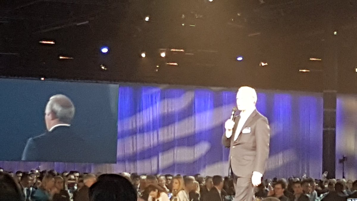 La primera Convención Europea de Concesionarios de <a href="/HyundaiEurope/">Hyundai Europe</a> se celebra en Madrid en un aire de optimismo #ourjourneyto2021