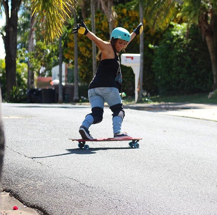 longboardgirls's tweet photo. Puerto Rican Ambassador @keydennise rips equally on concrete &amp; water. Esa Key! 💪🏾
Photo Joshua Rodriguez
#longboardgirlscrew #skatelikeagirl https://t.co/Raneq5Uggw