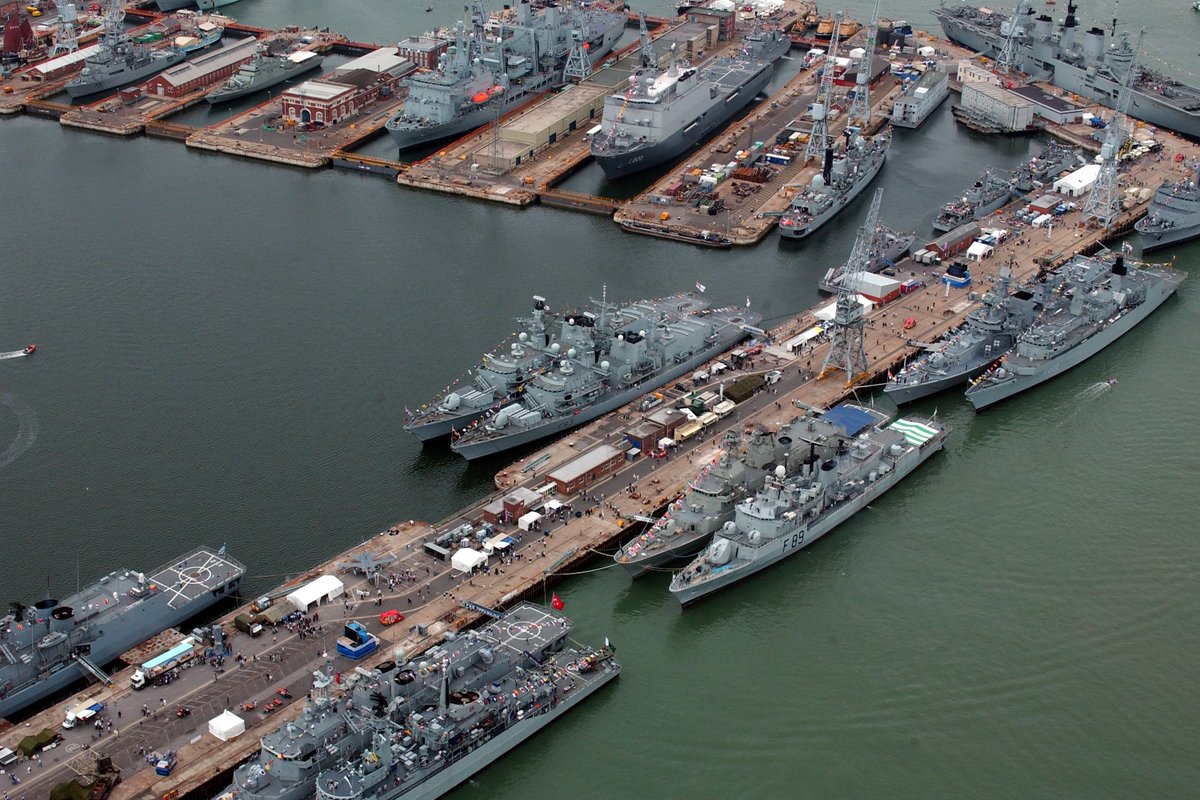 VSExperts's tweet photo. Does Brexit mean more challenge or opportunity for UK Defence?

https://t.co/tevCHfQS52 https://t.co/cMclRKE9uW