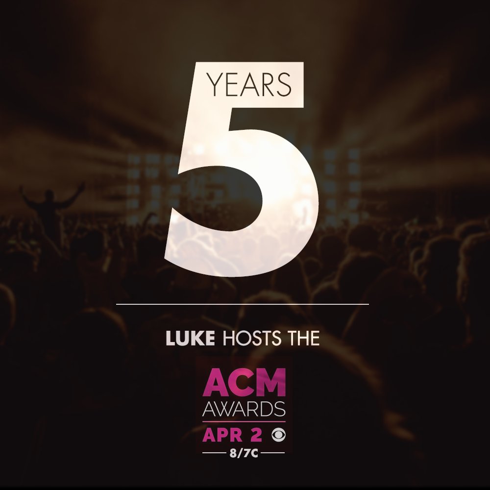 Back for round 5 at the @ACMawards. @DierksBentley, let’s do this. https://t.co/CFj0hATjjQ