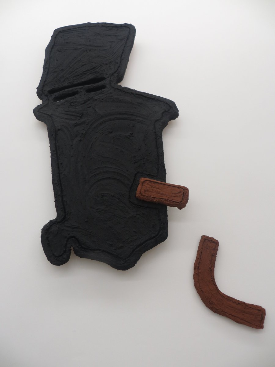 PMSA_Sculpture's tweet photo. LAST DAYS! Loved #Mudhook Emma COUSIN &amp; Milly PECK @TINTYPEGallery ENDS 18 FEB - MILLY #winner #DavidTroostwykStudioAward2016 @MattsGallery https://t.co/wqeUhPelkK