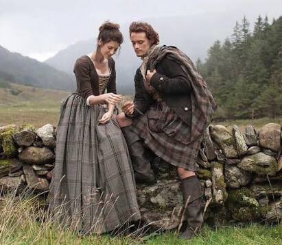 OutlanderRewind's tweet image. From the 1st moment we saw Sam &amp;amp; Cait we knew they would give the fans the greatest love story ❤️
What's your fav 📚 📺 J&amp;amp;C moment?
#Outlander