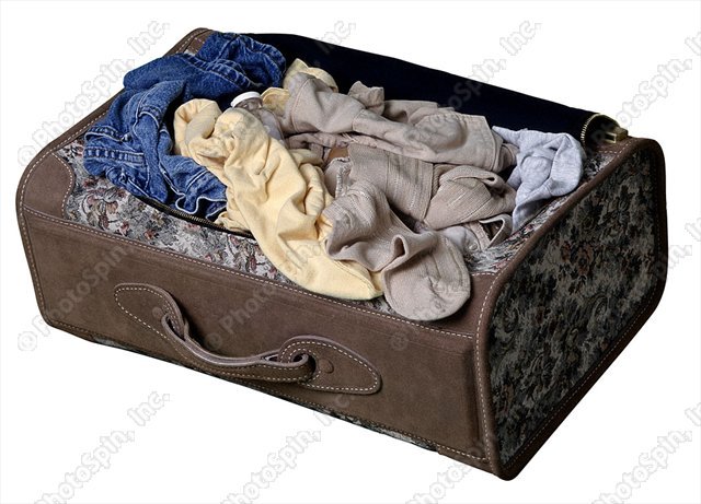 parody_musk679's tweet photo. Never pack clothes for a trip when college gymnastics is on. #GayTravelTips https://t.co/7irnYBv6nZ