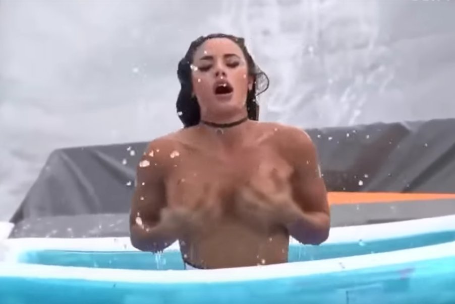 sexy brazilian game show Sexy brazilian game show