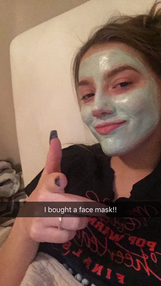 MadisonnnMoore's tweet photo. Games. https://t.co/6izw9E3d1J