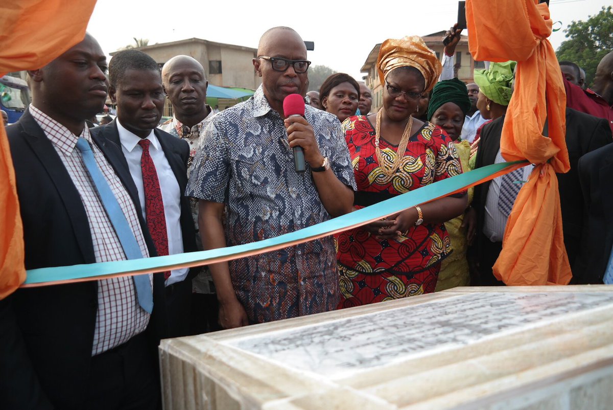 Segunmimiko's tweet photo. I also commissioned the 17.8km Fiwasaye-Oba Ile- Airport road today. #MimikoLegacyProject https://t.co/6tmtN416QO