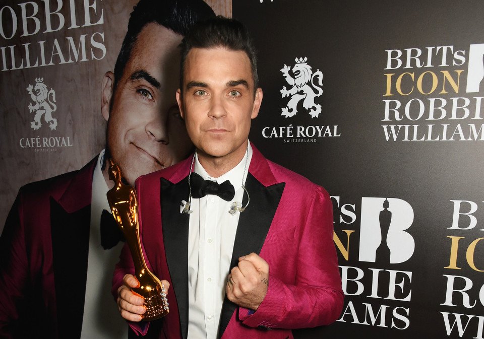 Happy Birthday  Mr. ROBBIE WILLIAMS      I U 