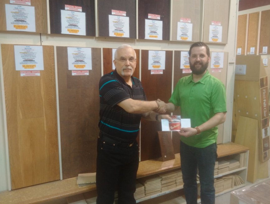 TimberTown_Bldg's tweet image. Please take a moment to congratulate Gerry D. from our Calgary SE location for his 9 years of service! #yyc #serviceawards #timbertown