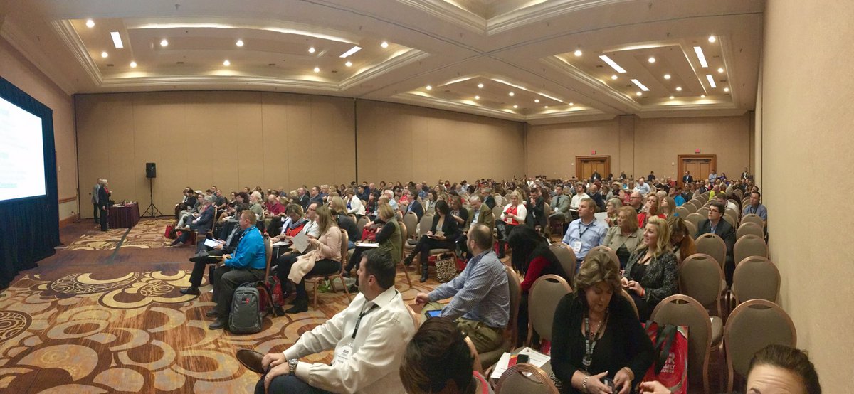 coachprescott's tweet image. Business by the Book taught by Holly Prescott @hollyp2233 and Kent Temple @jaypapasan to a packed room of learning based leaders!