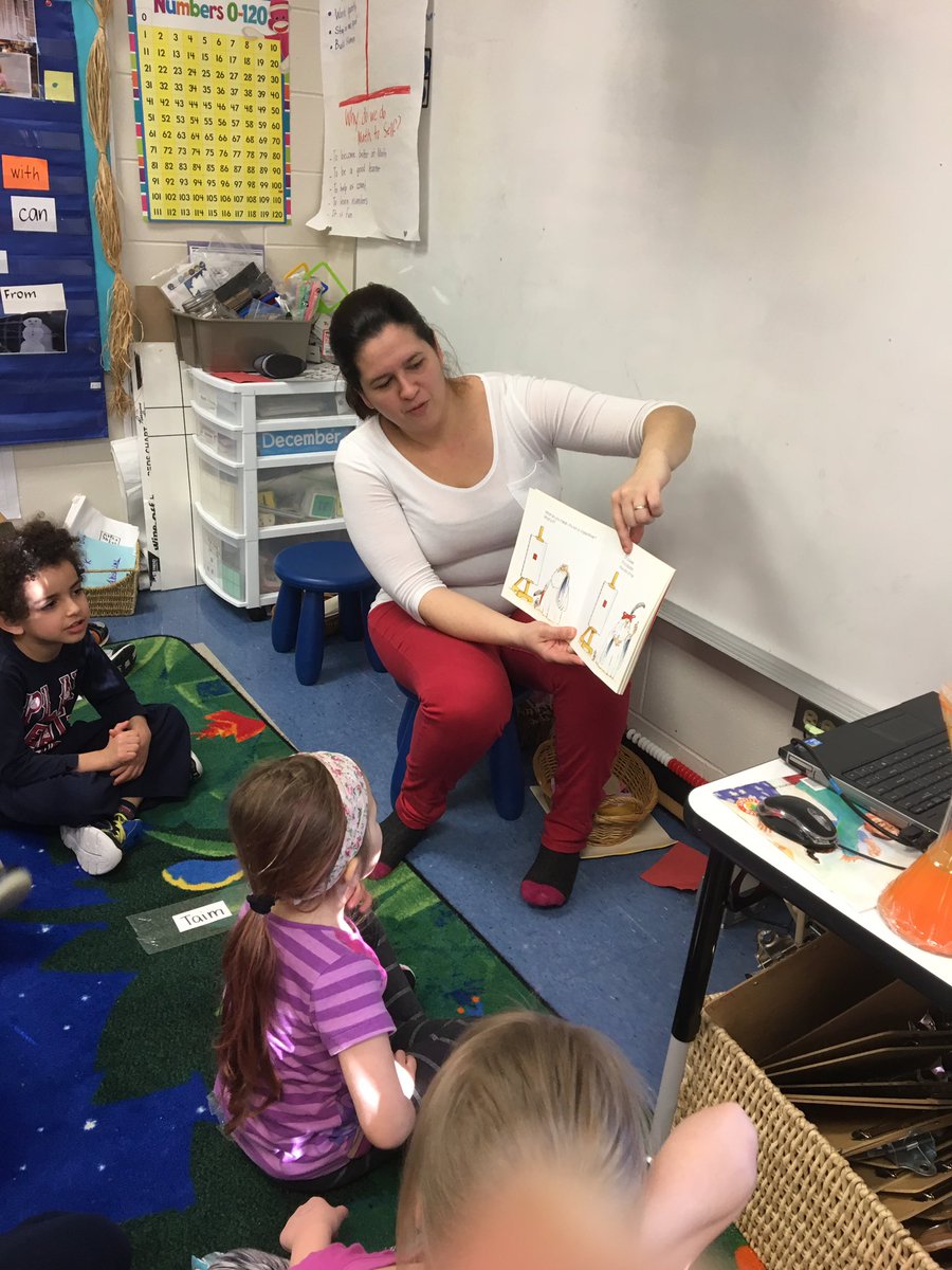 resurreccion102's tweet photo. Monday guest reader-we truly appreciate your time & effort Hugo's mom @fort_rouge @PennyMorka #ESYWSD https://t.co/E735VUAVPm