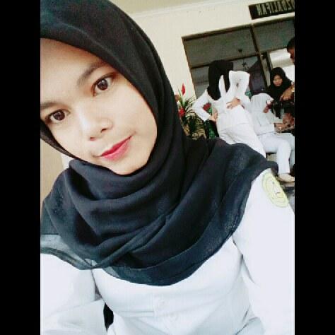 IntanSaverlis's tweet photo. Come hangout with me on #BIGOLIVE. https://t.co/Tp7xO6NS9M https://t.co/t2XYzudsVm