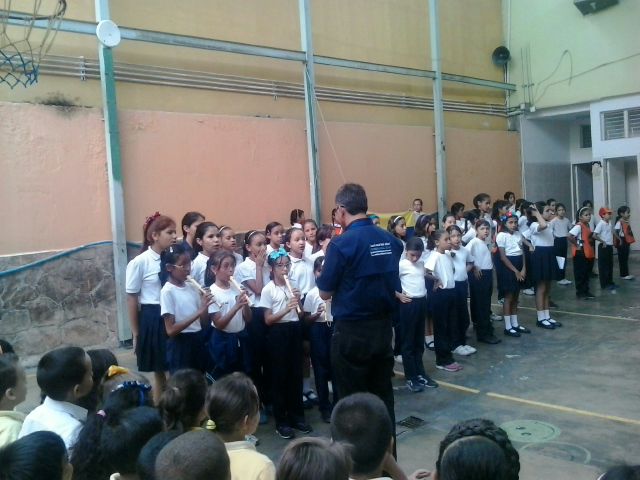 Presentación en la sociedad bolivariana y condecoración de las patrulleras #Los42DeElSistema