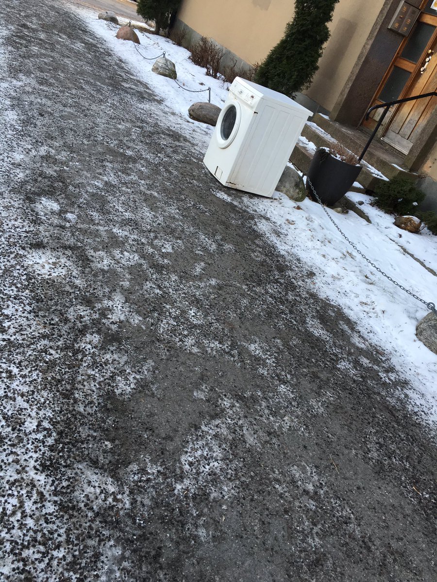 GuroHusby's tweet photo. Trenger du logisikkhjelp? Hør mer om og fra #carrycut den 30. Mars når #norsirk inviterer til seminar om praktisk Sirkulærøkonomi https://t.co/f9ZheZIFwl