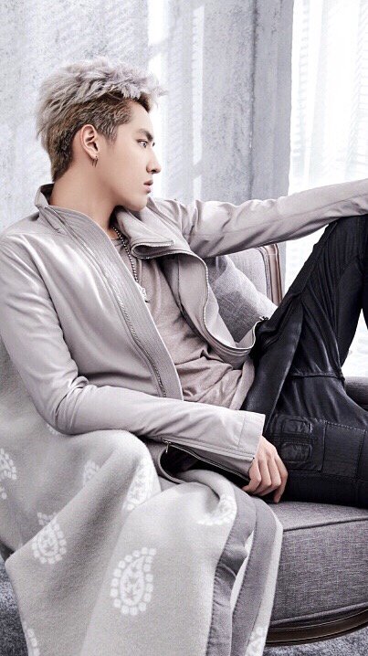 Kris Kingdom · Antares on X: [Wallpaper] 161103 #WuYiFan #KrisWu Kris Wu  endorses Mercury Home Textiles Cr: Cc_L1987  / X