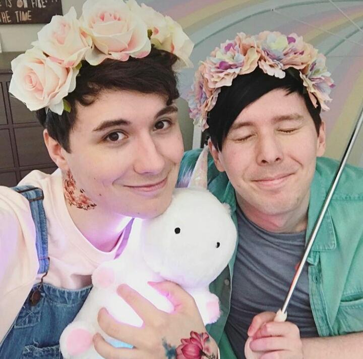 Always_MLAC's tweet photo. ME QUIEREN MATAR 
SON DEMASIADO BELLOS #pastelfortroye Ik @danisnotonfire @AmazingPhil https://t.co/He2tbuVCUi
