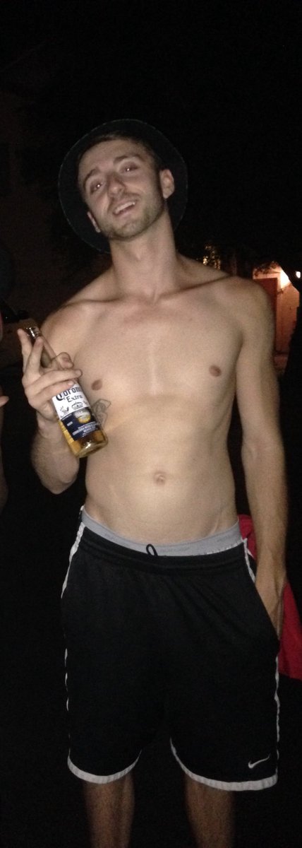 DevanBryce's tweet image. I have came a long way, many more milestones along the way to obtain. 2015 to 2017🚨