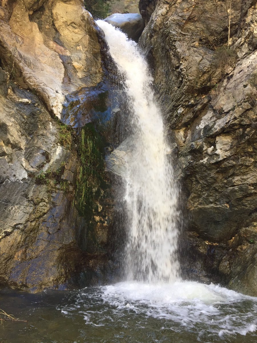 stevscaz's tweet photo. Water is back in Southern California' Angeles National Forest #SnapShotSunday #SGVN #Angeles #forestservice https://t.co/sRp6mDDAuD