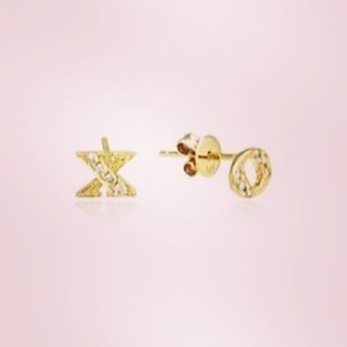 ThomasLaine's tweet photo. xoxo
#xodiamondstuds #sydneyevan
#happyvalentinesday #valentinesgift#jewelrygift
#thomasl… https://t.co/I5buxdvFMZ https://t.co/tmzGE0Y8d4