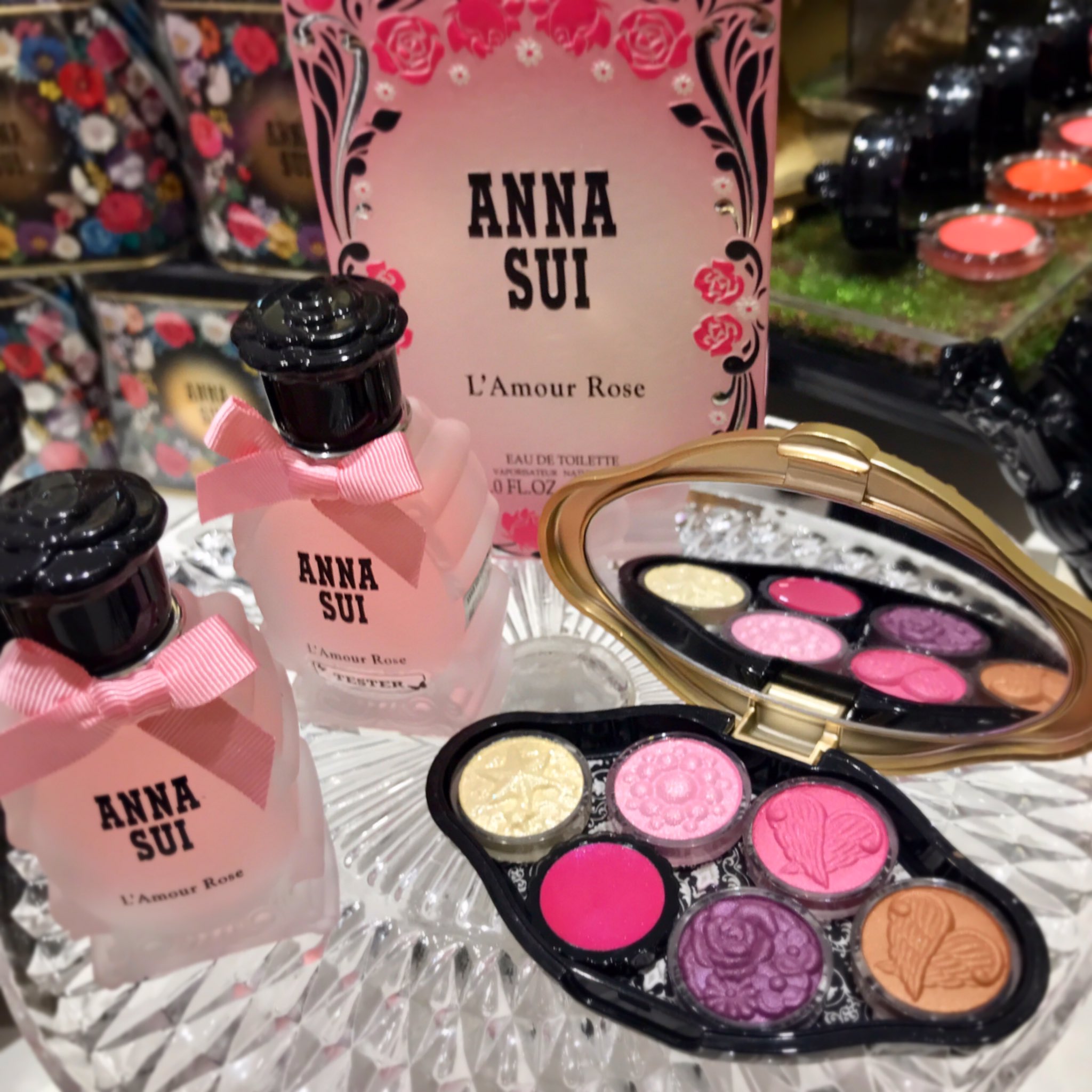 新品　アナスイ　ANNA SUI　 ピンブローチ　りす　リス　 りんご ☆新品☆アナスイ☆ANNA SUI☆ピンブローチ☆りす リス☆りんご
