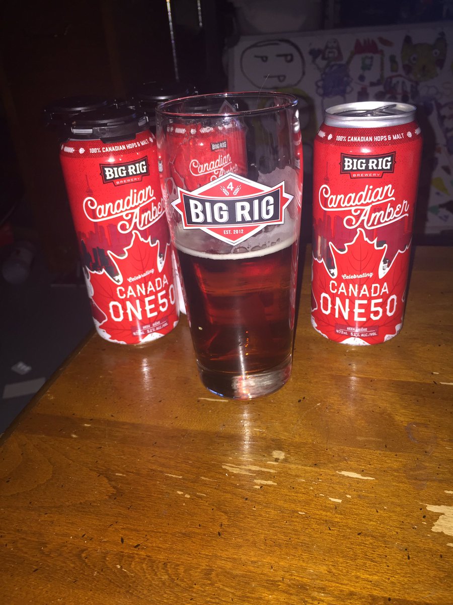 mommaofthree67's tweet photo. Roses are red ๐น... um... beer is red... no Amber ๐๐๐บ@bigrigbrew & @BrewmasterLon awesome job!! #CanadianAmber #canada150 @CPhillipsFour https://t.co/XFuzwuDeZI