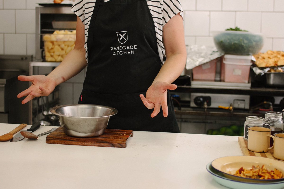 RKitchenSA's tweet image. Our domestic cooking classes are back! Learn how to cook healthy, wholesome recipes for the whole family. More info: bit.ly/2l7T4nh