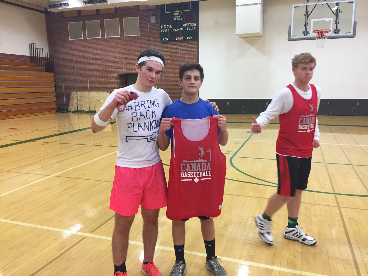 AirCanadaBall17's tweet image. Perfect way to finish the regular season. Great team. Great personalities. Great people. It was an honor to share the court with you boys.