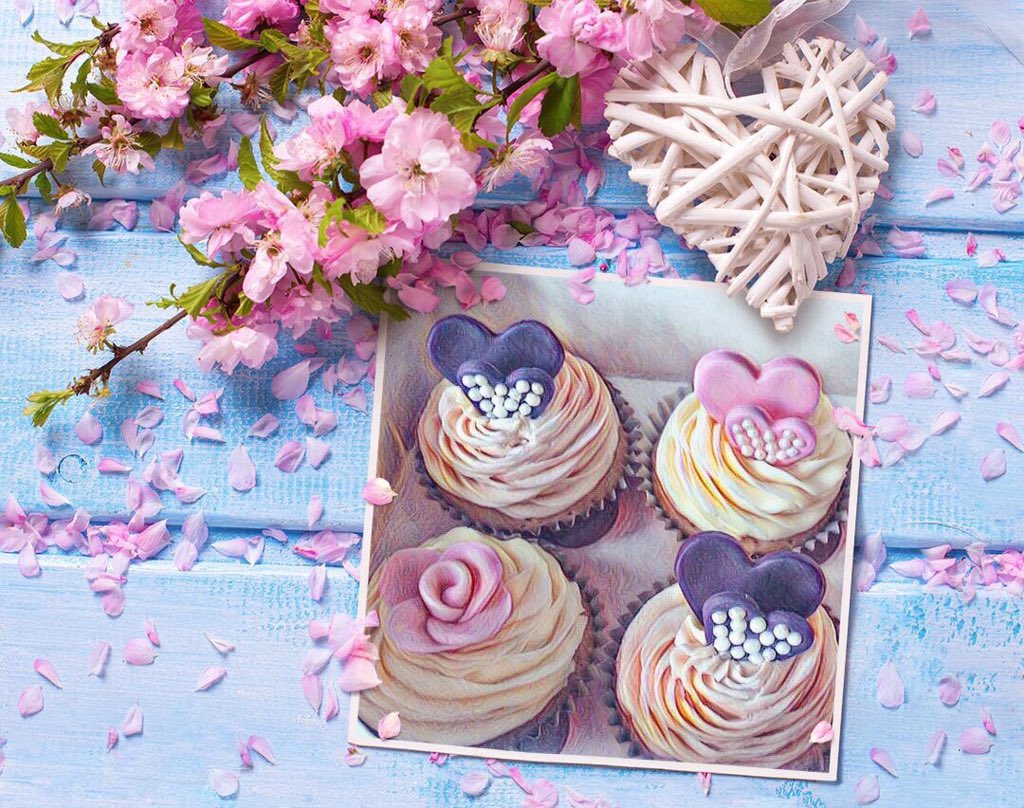 poppyscupcakes's tweet image. Has someone taken these beautiful photos of our cupcakes... Or is this a mock up by @_Craft__ 💕