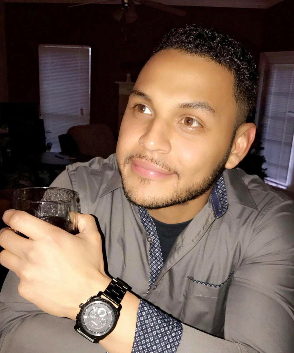 josue_dumbo's tweet photo. Life is good! I'll have a drink to that! #blessed #thankgod #grateful #captainmorgan #rum #coke #puertorican #boricua #dumbo https://t.co/OPnRbdzwA7