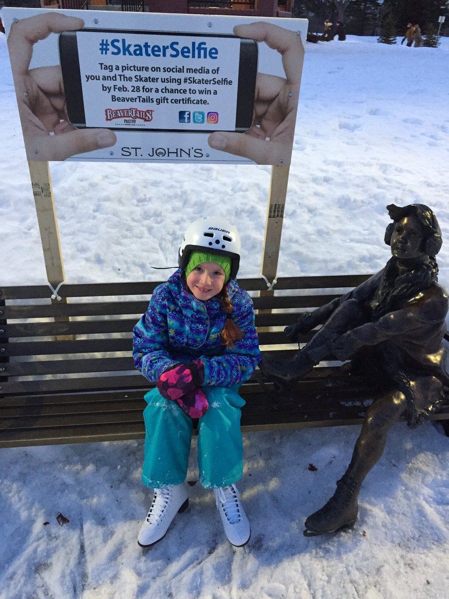 crystalfowler8's tweet photo. #SkaterSelfie  #TheLoop  #WinterFun https://t.co/cnWC9oUrI6