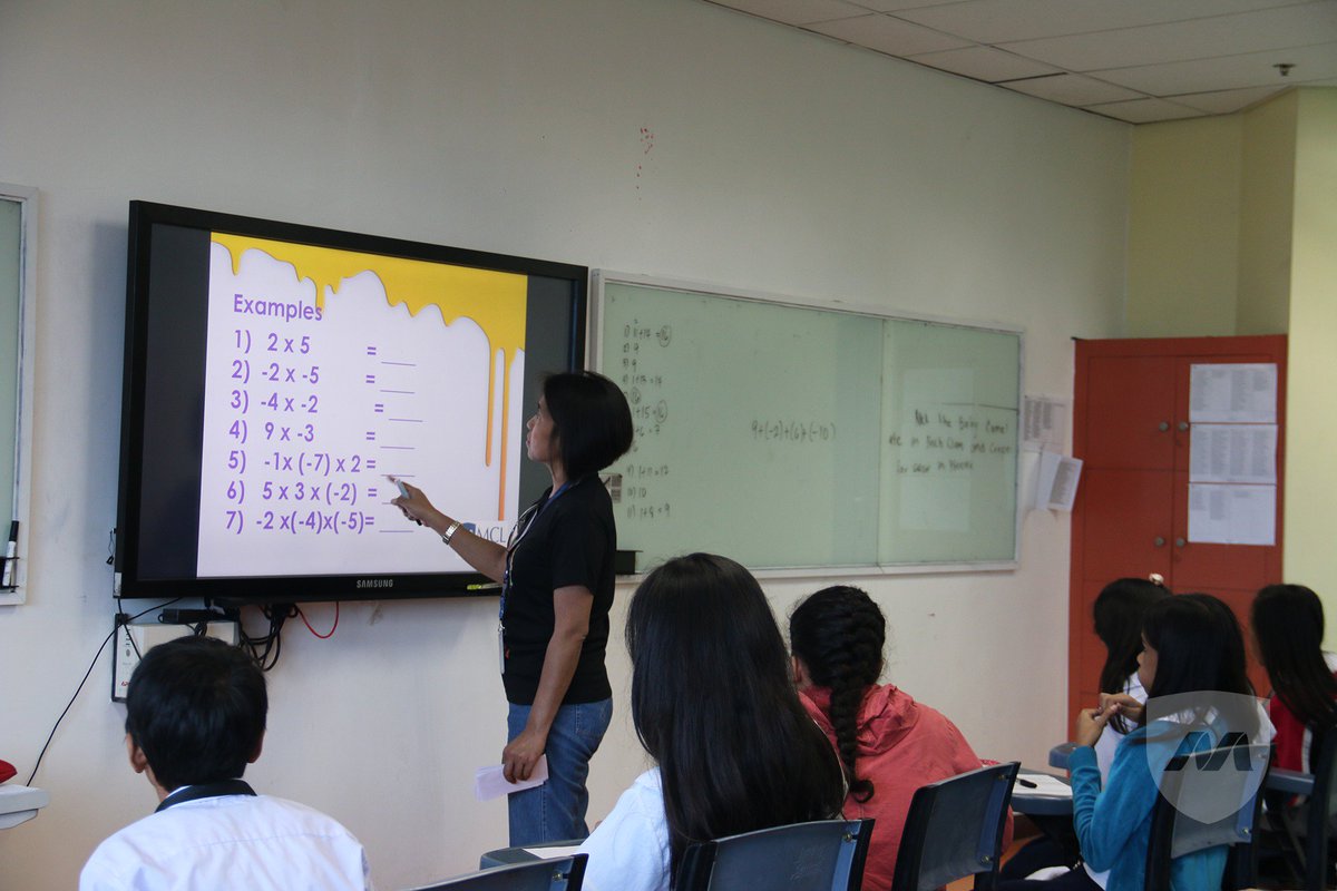 MapuaMCL's tweet photo. #HappeningToday: CAS Educational Fair 2017, featuring classes in Math, Science, Basketball, Photography and Public Speaking. #CASWeek2017 https://t.co/fLghtStb3n