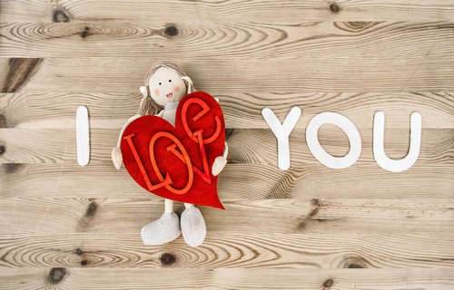 myhookaps's tweet image. Love is in the air this morning. Enjoy our Brazilian Kiss Hookaps flavor with your partner. Be my #valentine.