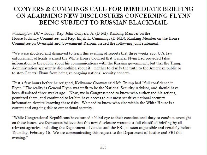 TeaPainUSA's tweet photo. Trump was advised 3 weeks ago Flynn was compromised by Russia and he did NOTHING! Collusion and Incompetence. #ImpeachTrump https://t.co/NX0jHfzAGY