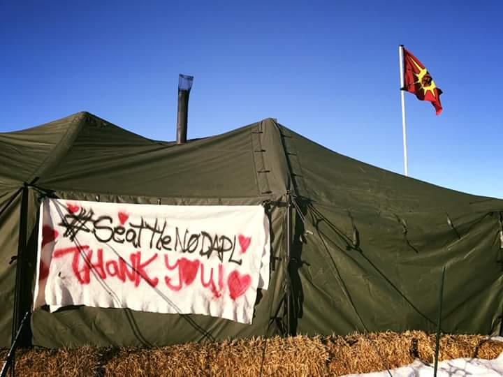 relombardo3's tweet photo. #SeattleNoDAPL Thank You!β€
From Oceti Camp Standing Rock ND.
#Rise #NoDAPL #WaterIsLife #DeFundDAPL #Divest #GoCreditUnion #PeopleOverWater https://t.co/Uq7xjuT2v4