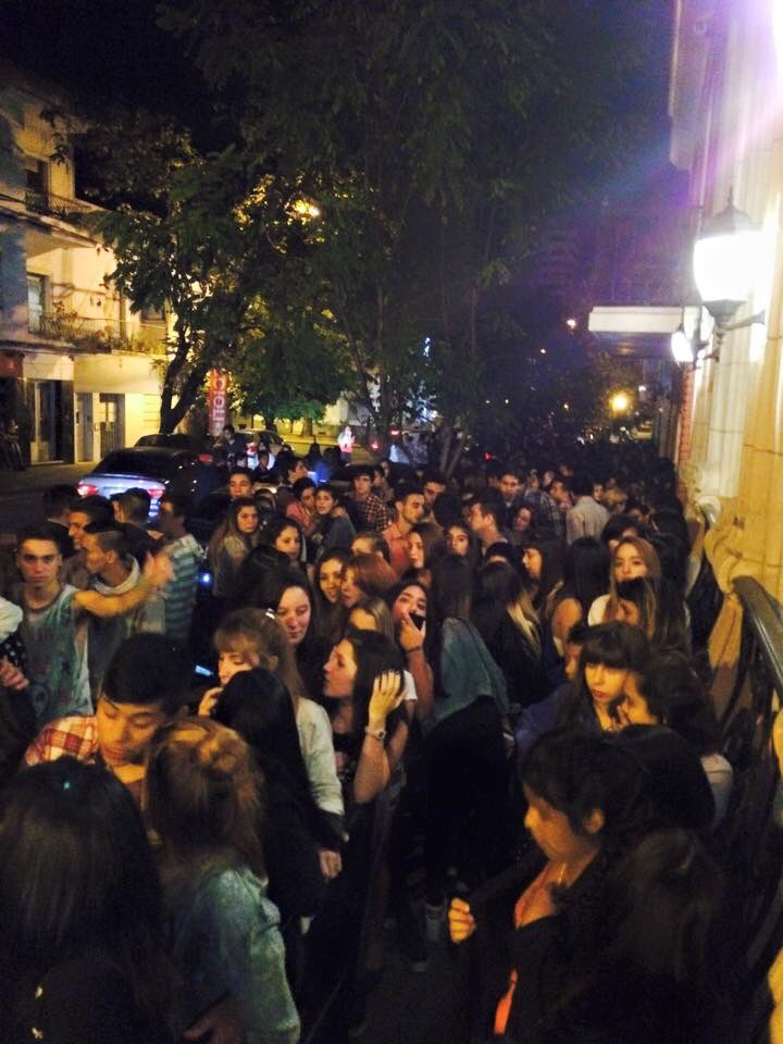 sharaTeens's tweet photo. VOLVEMOS A ESTO ? https://t.co/f218duLfxs