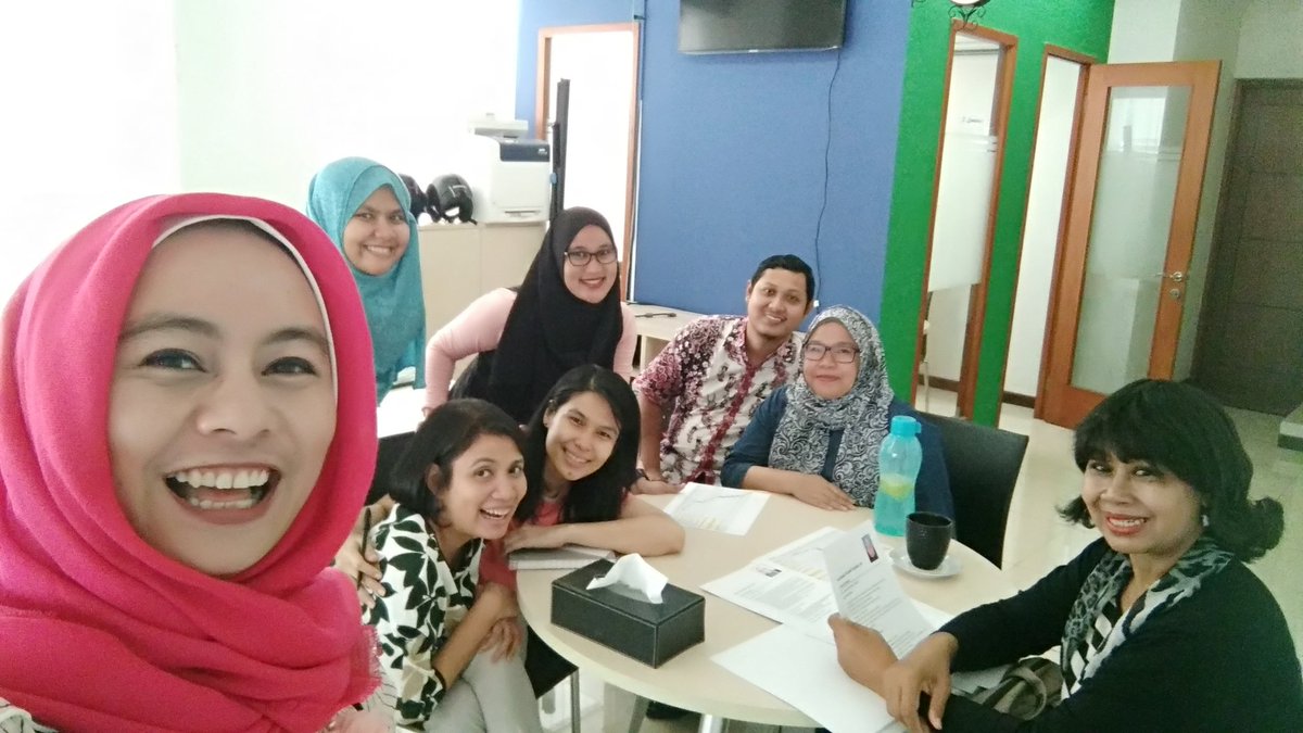 mrshananto's tweet photo. Meeting, prep for a finlit project in eastern Indonesia. If you're interested to join our team send CV: hr(at) qmfinancial (dot) com #QMTeam https://t.co/KEwCOhRc7m