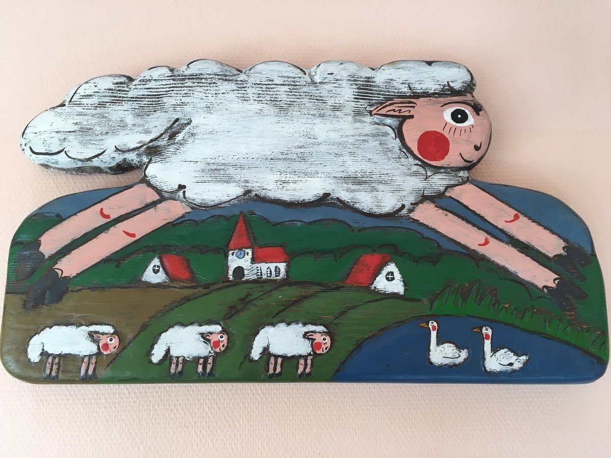 marekrosa's tweet image. Everything&apos;s better in the cloud, right? Check out this magnificent #cloudsheep! So much better than regular sheep.