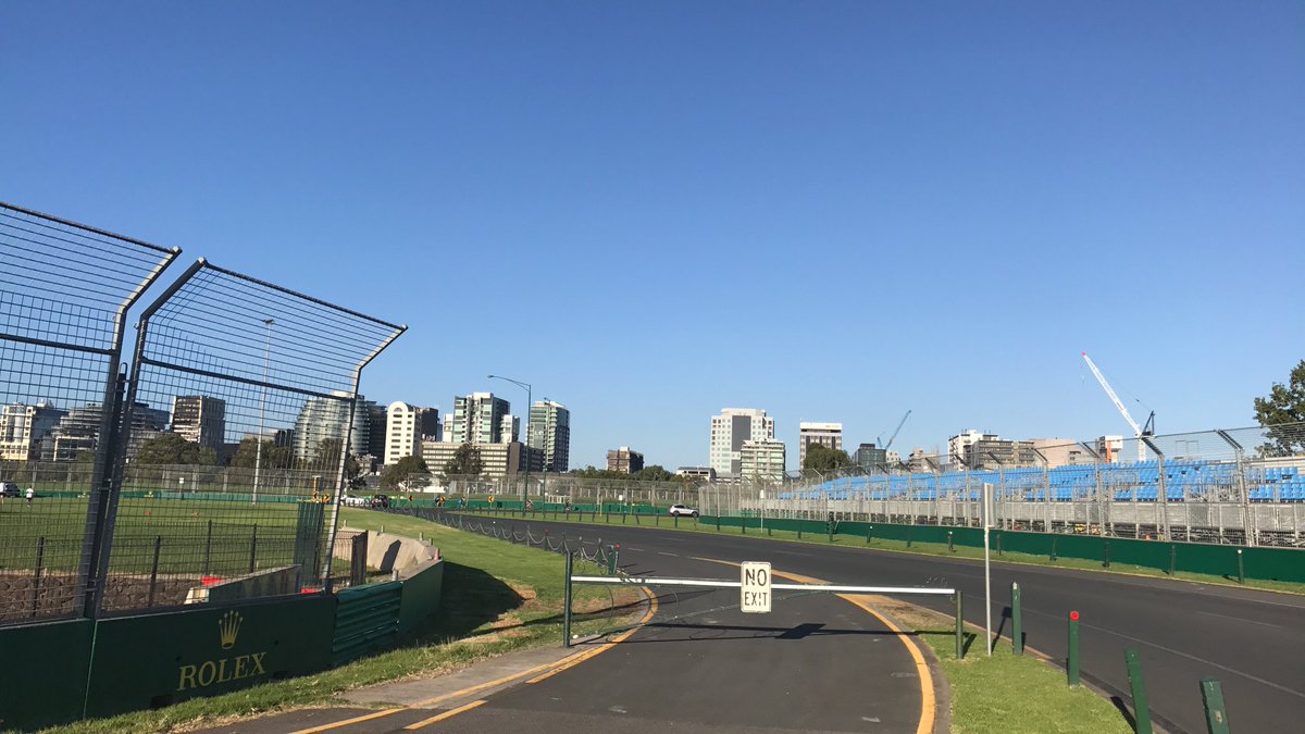 Mikedc73's tweet photo. The Final turn and pit lane entry are taking shape.
#AusGp
#CountingTheDaysTillAusGP
#TheBuildContinues
#F1ForReal
#EmbraceTheRace
#F1 https://t.co/NYeF48cfq3