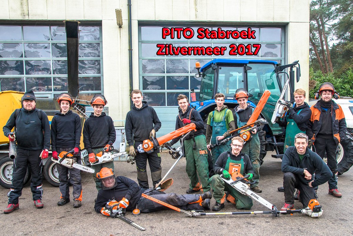 ZilvermeerMol's tweet photo. Vorige week waren de leerlingen van het 6e jaar van @PITO_Stabroek te gast @ZilvermeerMol! #goebezig #stage #bosbeheer #groenvoorziening https://t.co/iGKl1IXe4t