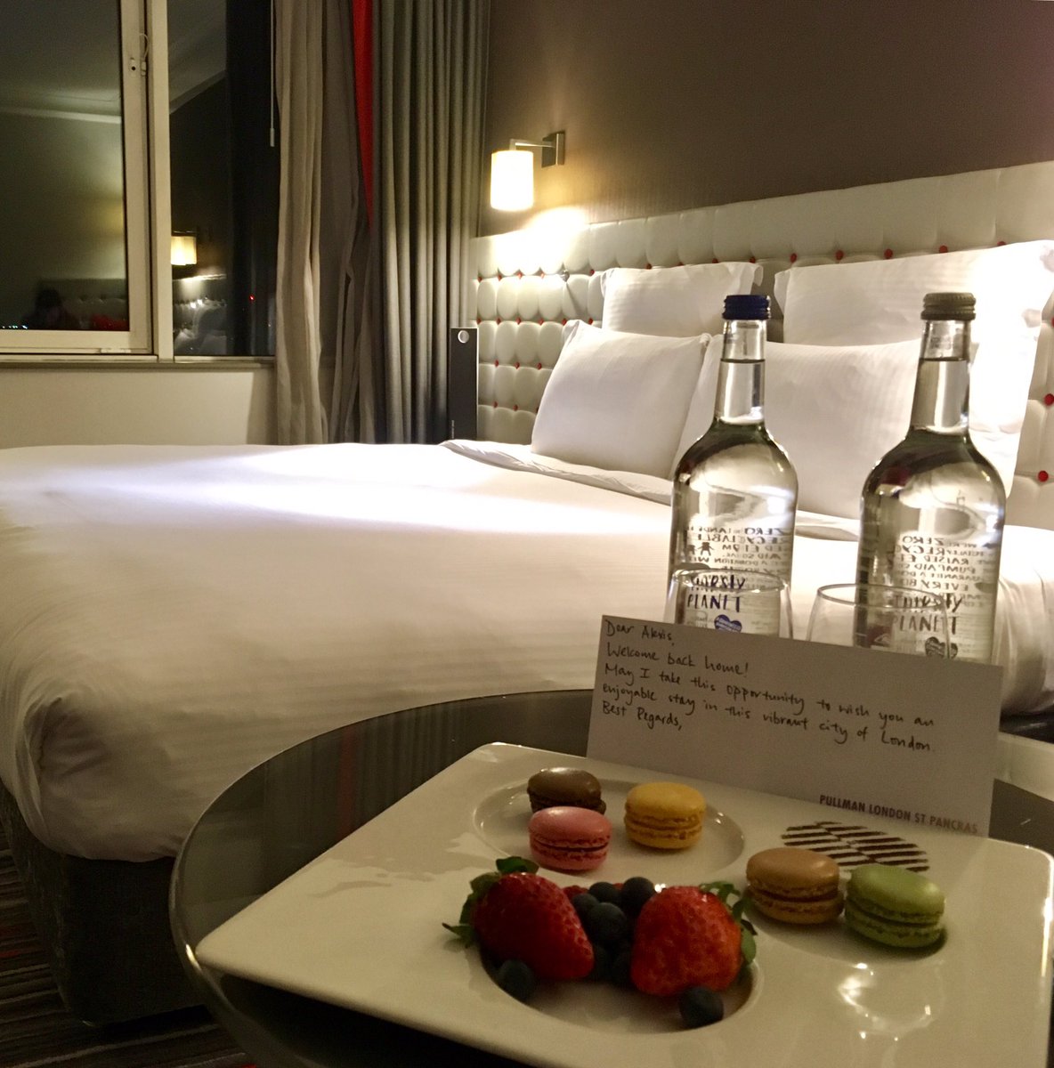AMCT92's tweet image. How to create a unique memory out of a short stay? @pullmanhotels St #Pancras has the know-how, merci ! #feelingthelove #guestcentric