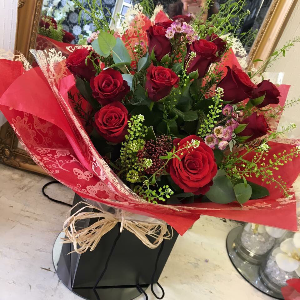 <a href="/Zsazaflorist/">Zsa Zsa Florist</a> <a href="/SerenityARound/">Serenity All Round</a> <a href="/expressionsofbe/">expressionsofbeauty</a> <a href="/BillingeCafe/">Billinge Cafe</a> @BillingeFC <a href="/WindyArbourFS/">WindyArbourFarmShop</a> #HappyValentinesday ❤zsazsaflowers.co.uk