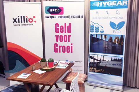 npex's tweet image. Vandaag: Staat van de Economie @cab_fab met @xillio @HyGear @nieuwsez @statistiekcbs #svde

Vanaf 9:30 speech minister Kamp live te volgen.