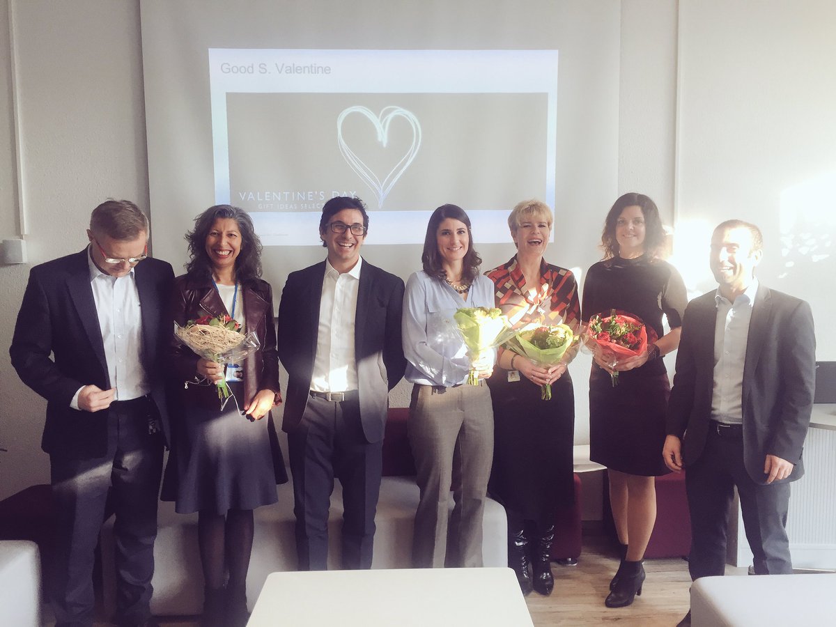 AK_Turbitt's tweet photo. What a great surprise flowers 💐 for Valentine's Day from our Services friends - FY18 services@globalswillrock https://t.co/aQ53gBXRqC