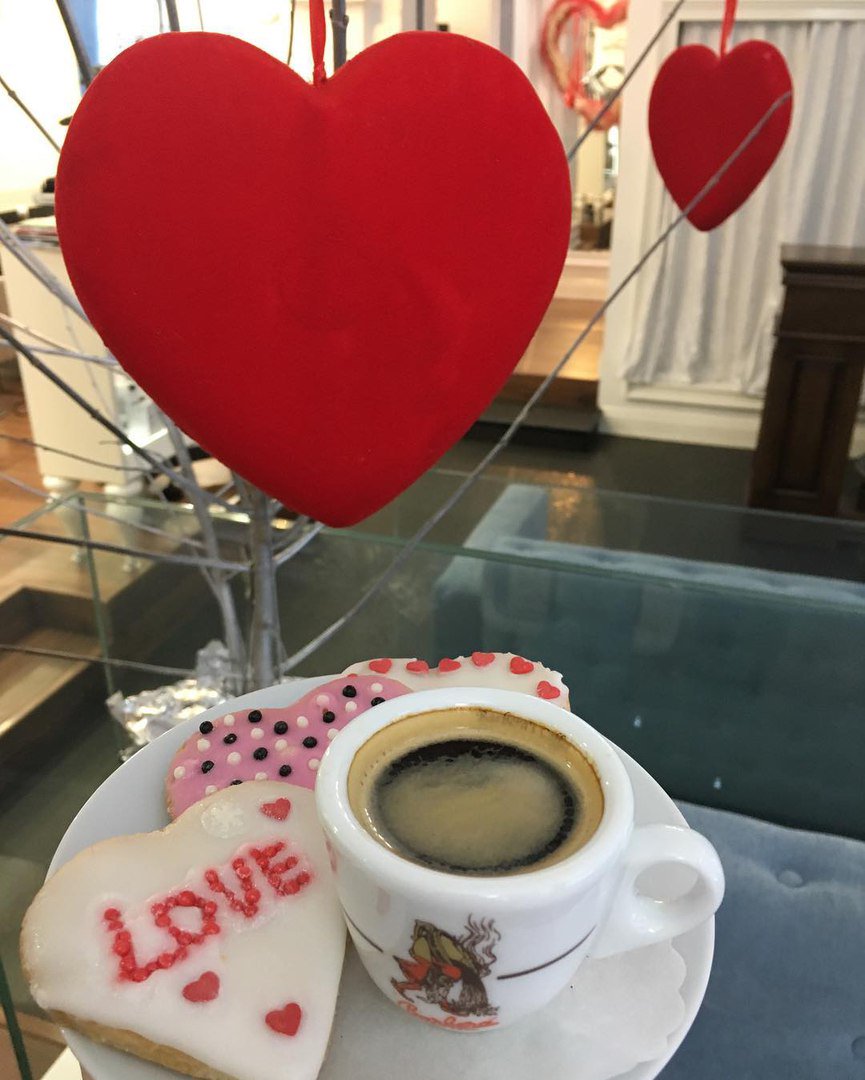 davinci_vrn's tweet photo. Love is in the air ❤️❤️❤️Доброго дня, дорогие! Пусть миром правит Любовь))) С праздником Всех Влюблённых! https://t.co/7UeI0Bychm