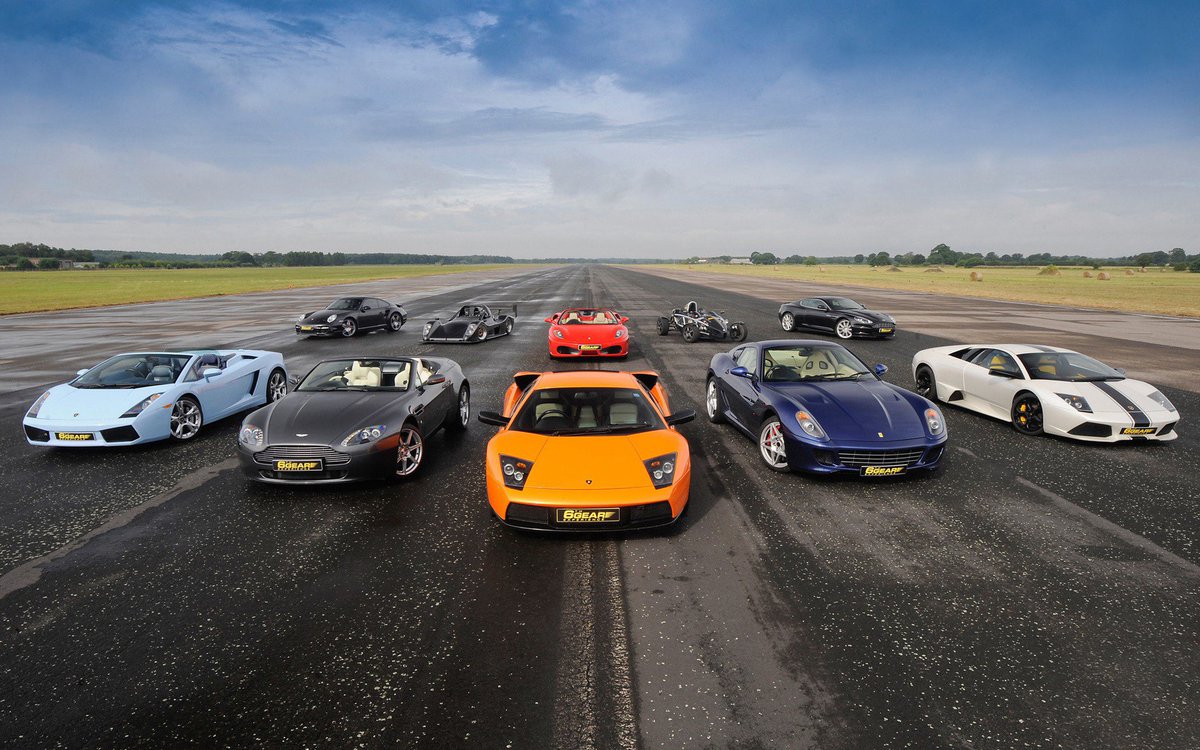 CarRacing_Game's tweet photo. A game for Fans of Extreme free @CarRacing_Game , with Cars and Phenomenal Graphics that will also please Racing Simulation #Valentines https://t.co/E04s6BGk5r